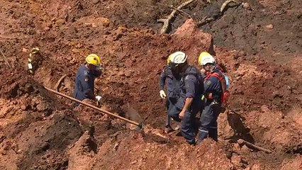 A víz és az iszap is veszélyes lehet a beszakadt brazil gátnál