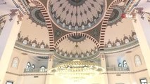Cumhurbaşkanı Erdoğan'a Cami Açılışında Yoğun Sevgi Gösterisi