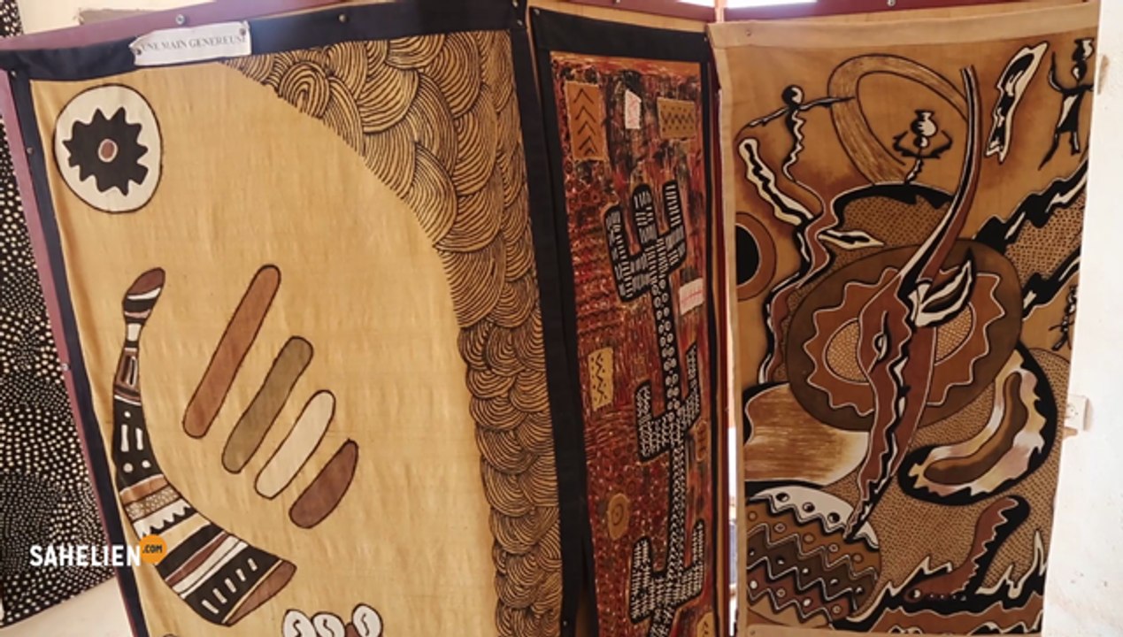 Mali : à Ségou, un centre perpétue les techniques traditionnelles de fabrication du Bogolan