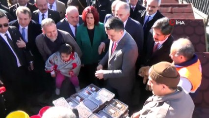 Bakan Pakdemirli: 'Pet shoplarda bundan sonra kedi köpek satılmayacak'