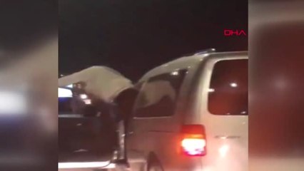 Adana Hareket Halindeki Araçta, Kapıyı Açıp Dans Eden Sürüye 5 Ay Hapis-Arşiv