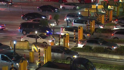 설 연휴 앞두고 고속도로 일부 구간 정체 / YTN