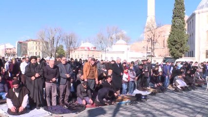 Ayasofya İbadete Açılsın" Talebi