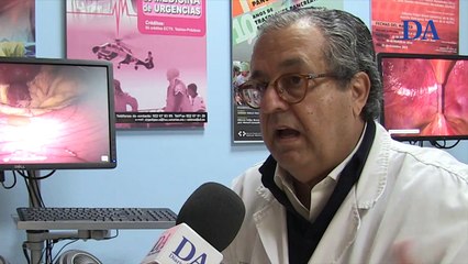 Así se salvan vidas usando un maniquí en el HUC