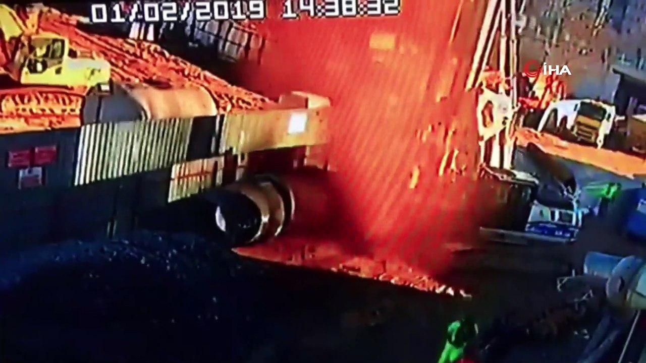 Kadıköy'de doğalgaz borusu böyle patladı