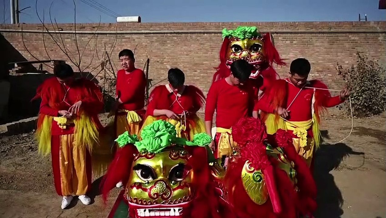 Chine: répétitions des danses du lion avant le Nouvel An