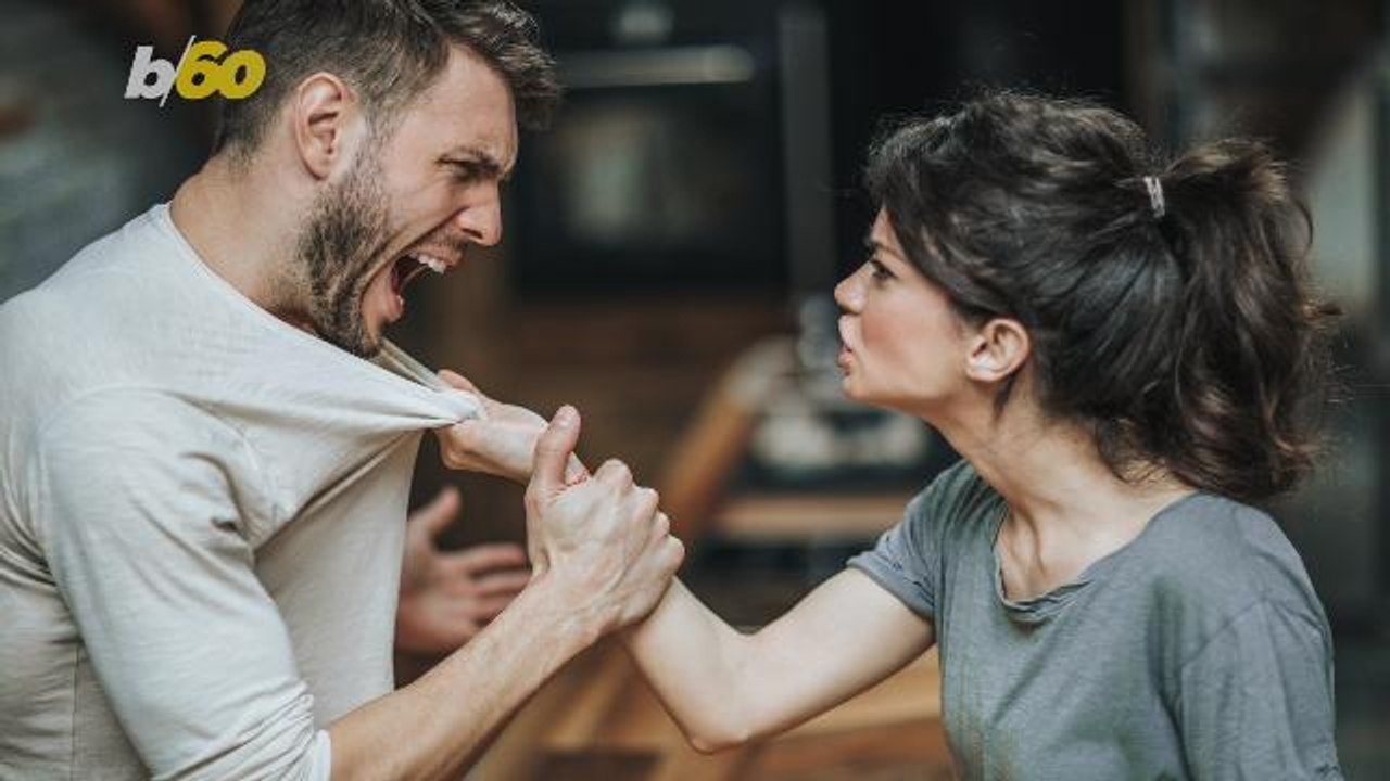 Signs You're Too Comfortable In Your Toxic Rela...