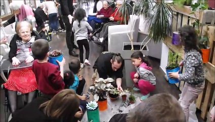 Guilherand-Granges : un jardin, des enfants, des seniors et des étudiants