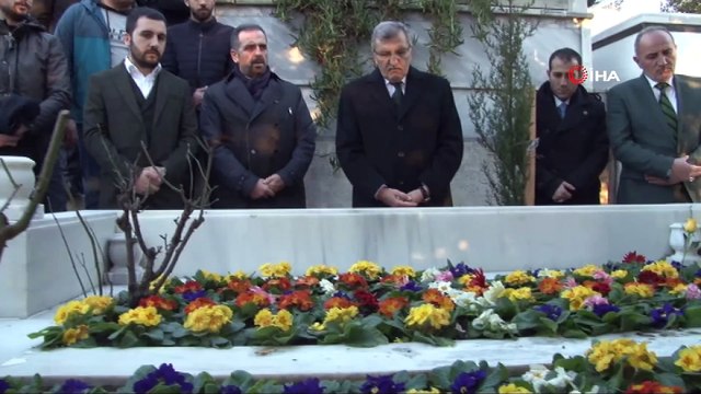 Barış Manço’nun ölümünün 20’nci yıldönümünde mezarı başında anıldı