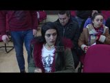 Report Tv-Prania e mediave ’mollë sherri’ mes studentëve dhe ministres Shahini