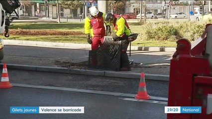 "Gilets jaunes" : Valence se barricade