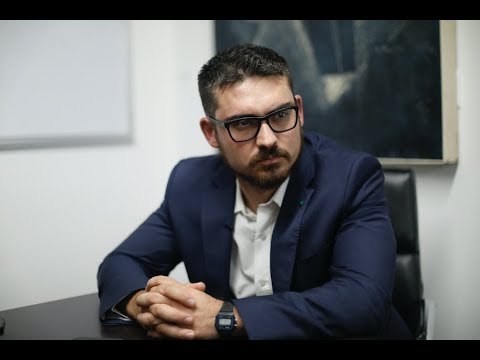 Ajustes de fondo en Sedatu: Román Meyer