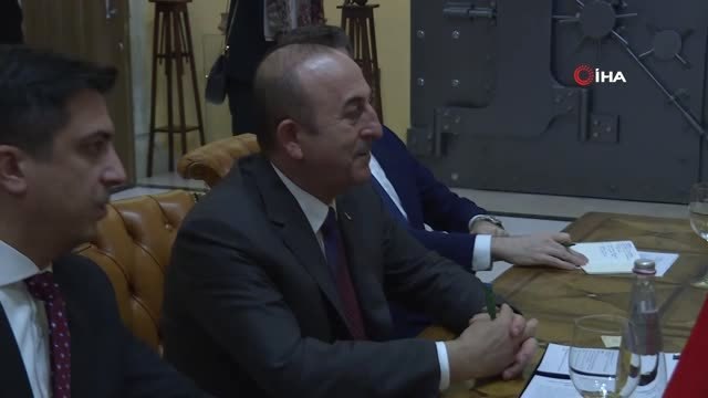 Bakan Çavuşoğlu Kırım Tatar Türklerinin Lideri Kırımoğlu ile Görüştü