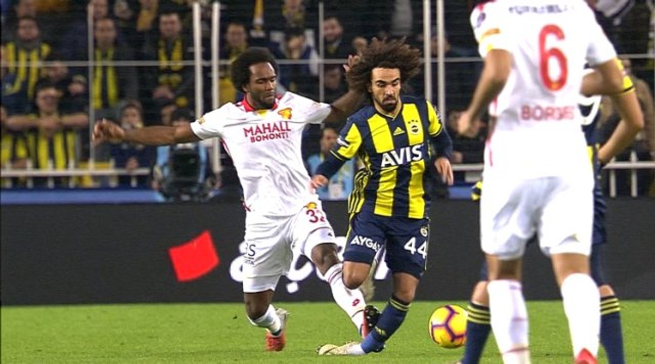 Rıdvan Dilmen, Sadık'ı Sakatlayan Göztepeli Jerome'a Yüklendi