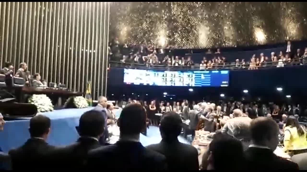 Confusão no Senado