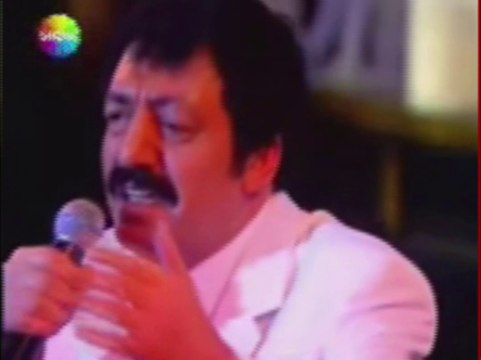 Müslüm Gürses İşte Gidiyorum Çeşmi Siyahım