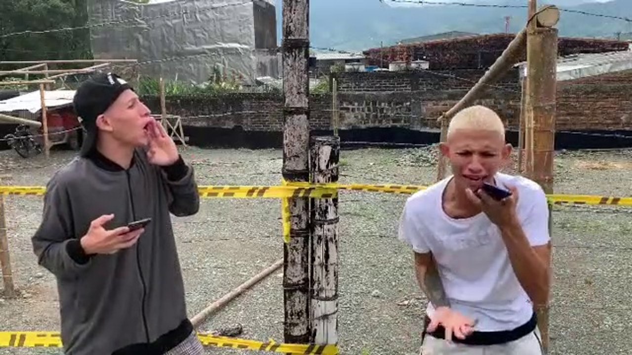 CUANDO TÚ AMIGO TE FALLA -  LA LIENDRA