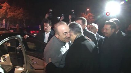 Dışişleri Bakanı Çavuşoğlu: "Nihat Zeybekçi, İzmir'i Bir Dünya Kenti Yapacaktır"