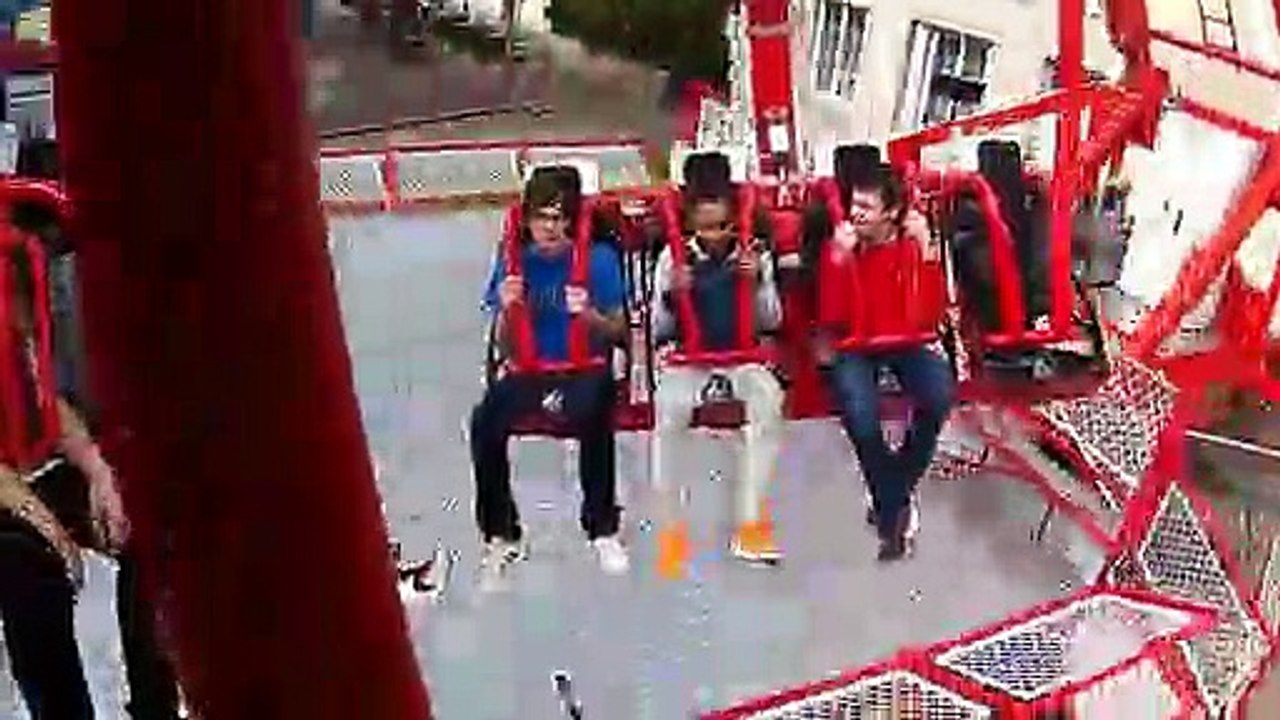 Rock'n Roll (Onride) - Fête Foraine de Saint-Yrieix-la-Perche 2016