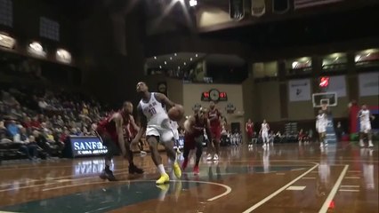 Deonte Burton throws it down!