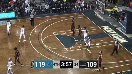 Deonte Burton with 5 Steals vs. Sioux Falls Skyforce