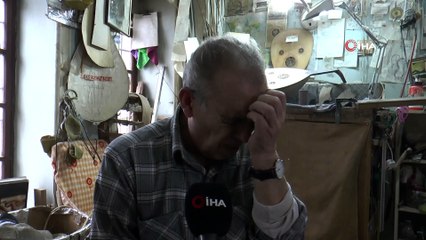 Yarım asırdır kendisi üretip, çalıyor