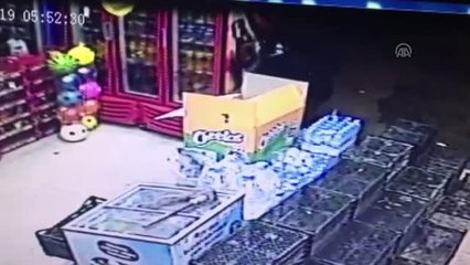 Silahlı Soyguncuyu Yürüyüşünden Tanıdılar