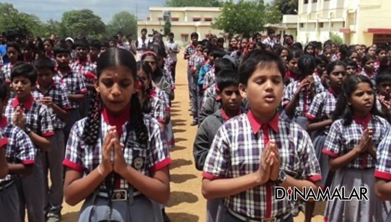 பள்ளிகளில் இறைவணக்கம்  சொல்வது  ஹிந்து திணிப்பா ?