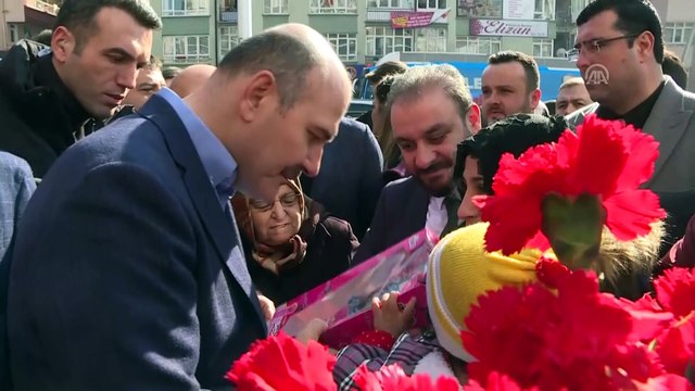 Bakan Soylu, Keçiören'de esnaf ziyaretinde bulundu - ANKARA