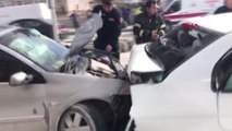 Burdur Alkollü Sürücü Kırmızı Işıkta Duran Otomobile Çarptı 6 Yaralı
