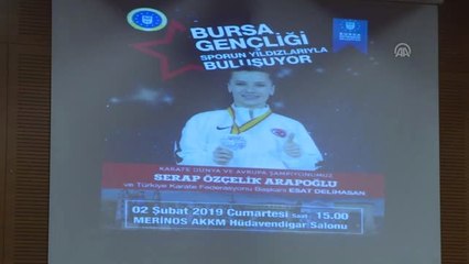 Şampiyon Karateci Gençlerle Buluştu