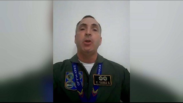 Venezuelan general recognises opposition leader Guaido as president