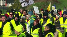 'Yellow vest' protesters return to the streets of France