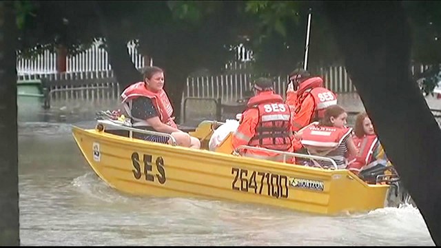 80 rescued in Queensland from Australia floods