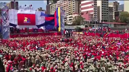 Binlerce Venezuelalı, iktidardaki Venezuela Birleşik Sosyalist Partisince düzenlenen mitingte buluştu - CARACAS