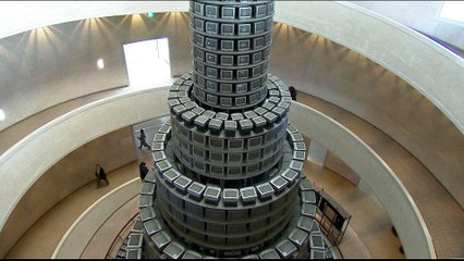 S Korea's art museum restores tower of 1,003 old TV sets