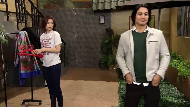 HSH Walang Kapares: Julie notices something on JP