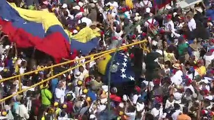 Protestos pró e contra Maduro