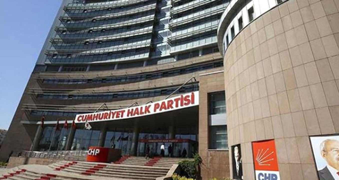 CHP'de Bayraklı Krizi! Erdal Aksünger, Adaylıktan Çekildi