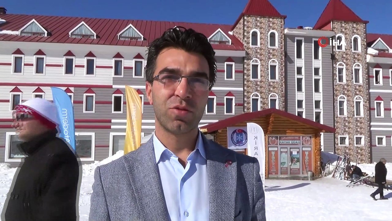 Sarıkamış Cıbıltepe Kayak Merkezi son yılların en yoğun günlerini yaşıyor