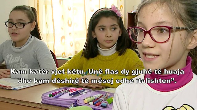 Fëmijët me dy gjuhë të huaja - Top Channel Albania - News - Lajme
