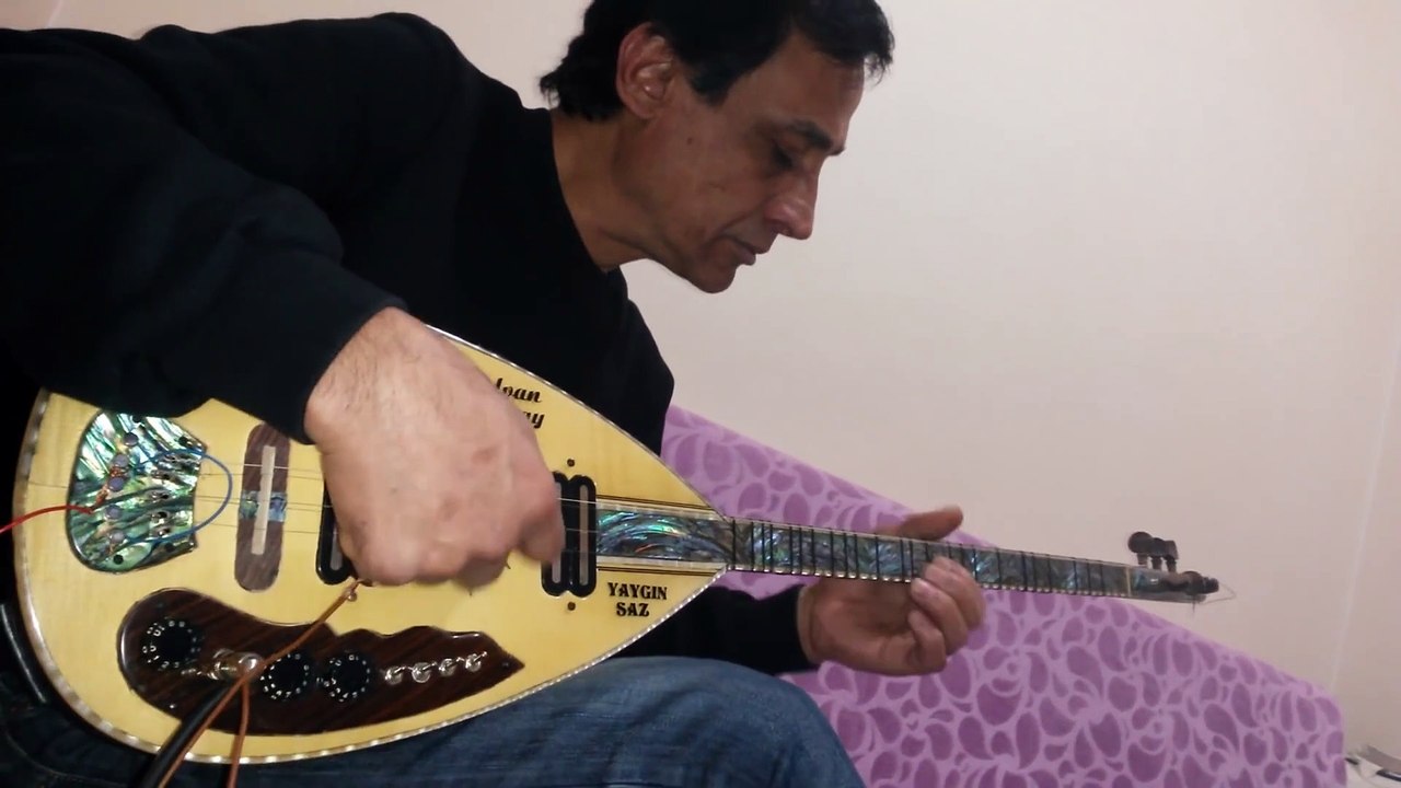 Merhum Arap Ali Uzun Elektro Bağlama Show