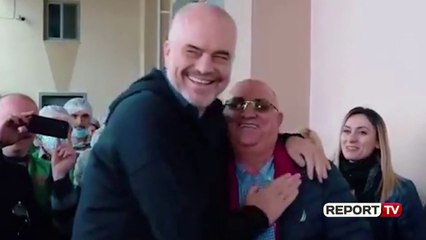 Report TV - Rama 'thumbon' Berishën, pyet biznesmenin: Ti me vizat amerikane nuk ke probleme?