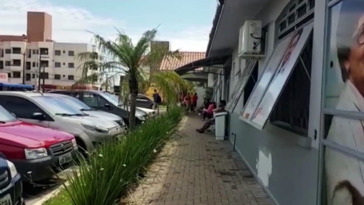 Homem reclama de falta de médicos em UPA