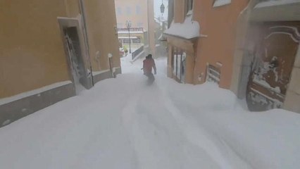 На сноуборде через Старый город