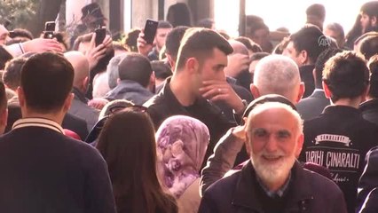 Cumhurbaşkanı Erdoğan Vatandaşlarla Bir Araya Geldi (1)