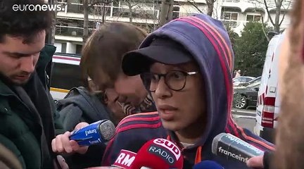 Parigi sotto shock per l'incendio più grave da decenni