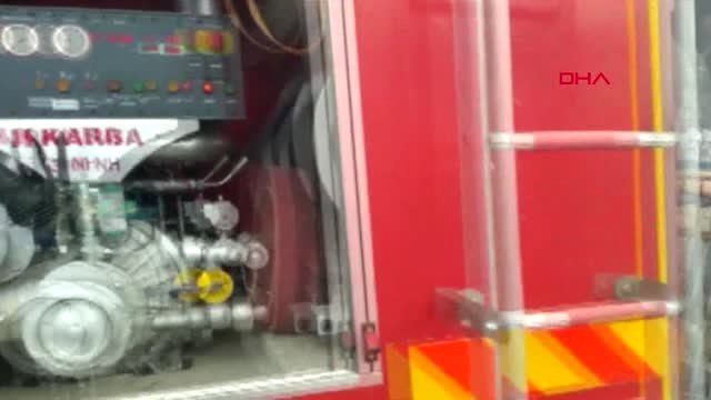 Artvin Şavşat'ta 2 Katlı Evde Yangın