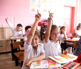 Ders Zili Yeniden Çaldı