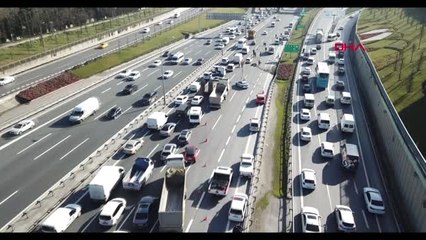 İstanbul- Tem'de Kaza Motosiklet Sürücüsü Hayatını Kaybetti